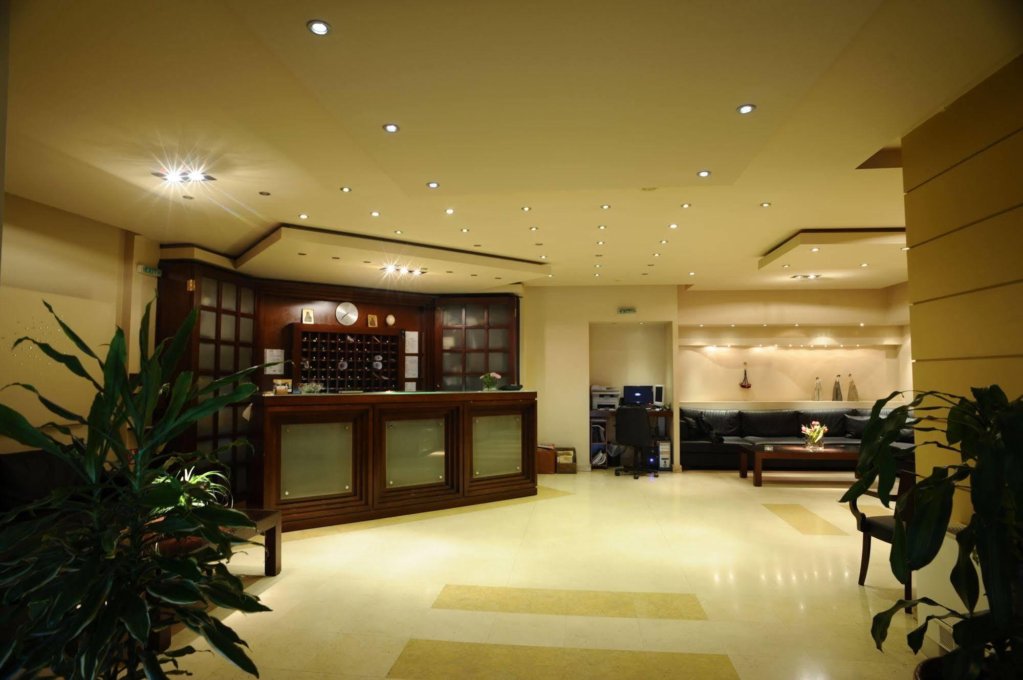 Dionisos Hotel Larissa Zewnętrze zdjęcie