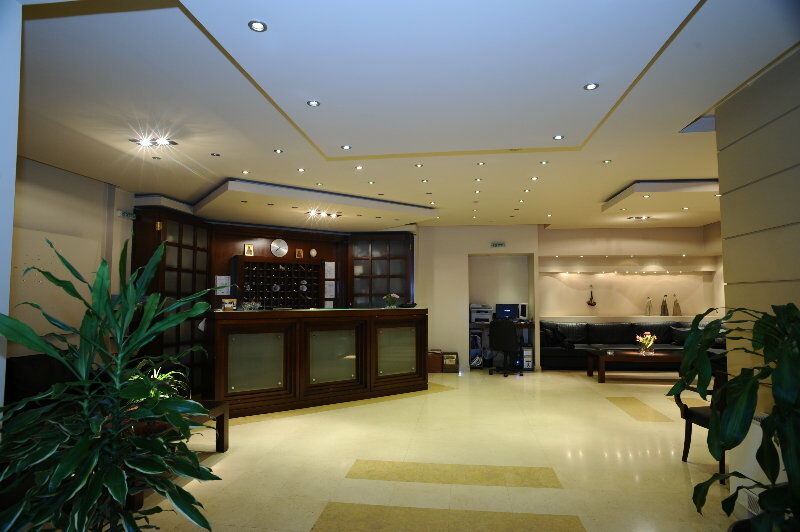 Dionisos Hotel Larissa Zewnętrze zdjęcie